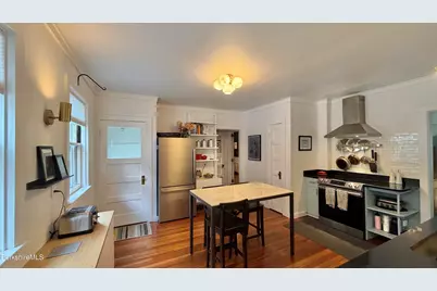 81 Cherry St, North Adams, MA 01247 - Photo 12