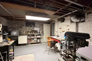 81 Cherry St, North Adams, MA 01247 - Photo 28