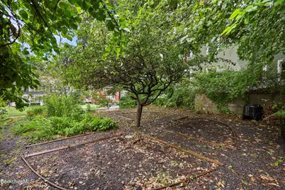530 Church St, North Adams, MA 01247 - Photo 4