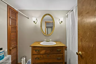 530 Church St, North Adams, MA 01247 - Photo 18