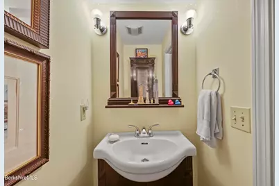 25 Valentine Ln, Lee, MA 01238 - Photo 14