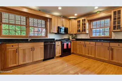1 Almon Ave, Pittsfield, MA 01201 - Photo 12