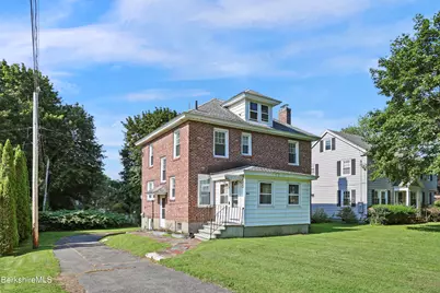 84 Williams St, Pittsfield, MA 01201 - Photo 2