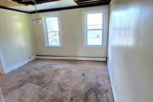 32 Westminster St, Pittsfield, MA 01201 - Photo 14
