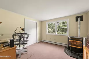247 Park St, Great Barrington, MA 01230 - Photo 16