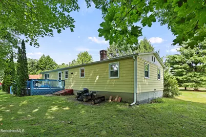 247 Park St, Great Barrington, MA 01230 - Photo 4