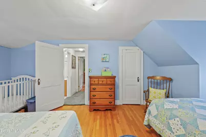 29 Acorn St, Pittsfield, MA 01201 - Photo 22