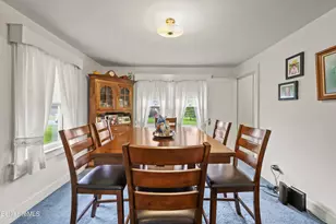 29 Acorn St, Pittsfield, MA 01201 - Photo 18