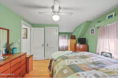 29 Acorn St, Pittsfield, MA 01201 - Photo 20