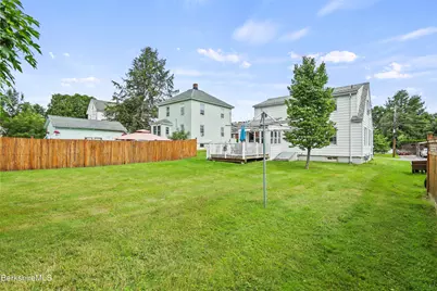 29 Acorn St, Pittsfield, MA 01201 - Photo 32