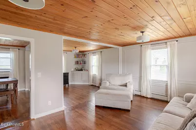 5 Pomeroy St, West Stockbridge, MA 01266 - Photo 18