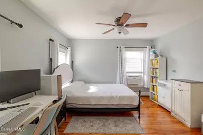 5 Pomeroy St, West Stockbridge, MA 01266 - Photo 24