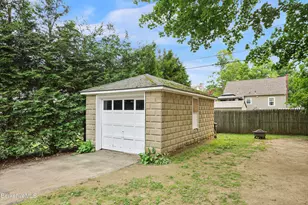23 Easton Ave, Pittsfield, MA 01201 - Photo 54
