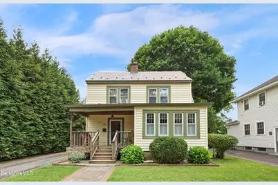 23 Easton Ave, Pittsfield, MA 01201 - Photo 2
