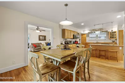 23 Easton Ave, Pittsfield, MA 01201 - Photo 22
