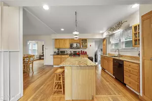 23 Easton Ave, Pittsfield, MA 01201 - Photo 28