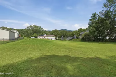 48 Alger St, Adams, MA 01220 - Photo 34