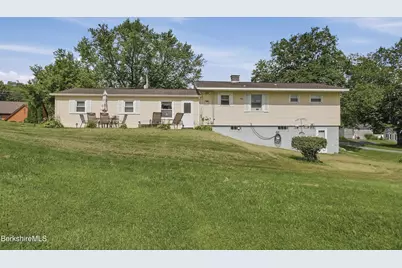 48 Alger St, Adams, MA 01220 - Photo 32