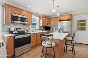 48 Alger St, Adams, MA 01220 - Photo 14