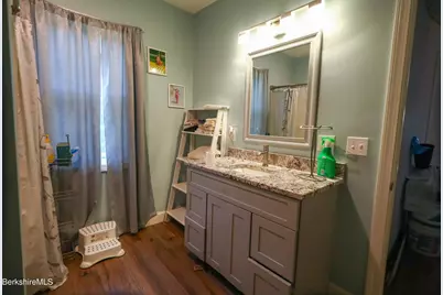 43 Lincoln St, Greenfield, MA 01301 - Photo 20