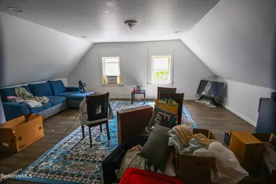43 Lincoln St, Greenfield, MA 01301 - Photo 22