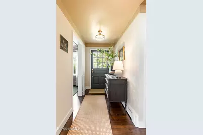 94 Tor Ct, Pittsfield, MA 01201 - Photo 12