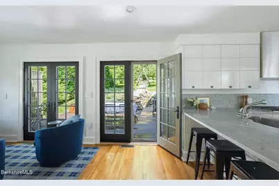 41 Tucker St, Lenox, MA 01240 - Photo 20
