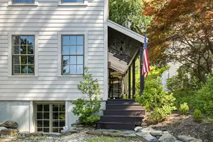 41 Tucker St, Lenox, MA 01240 - Photo 6