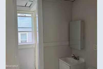 42-44 John St, Pittsfield, MA 01201 - Photo 8