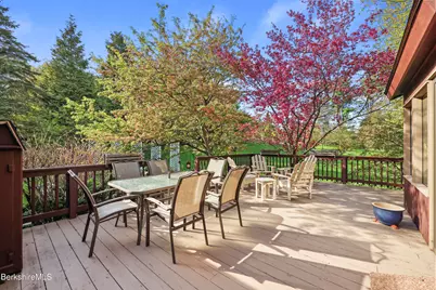 10 Lori Ct, Pittsfield, MA 01201 - Photo 40