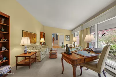 10 Lori Ct, Pittsfield, MA 01201 - Photo 12