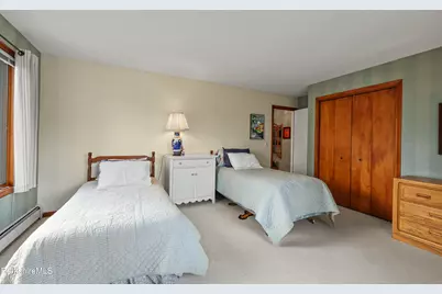 10 Lori Ct, Pittsfield, MA 01201 - Photo 32