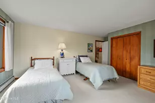 10 Lori Ct, Pittsfield, MA 01201 - Photo 32