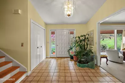 10 Lori Ct, Pittsfield, MA 01201 - Photo 6