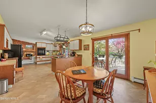 10 Lori Ct, Pittsfield, MA 01201 - Photo 24