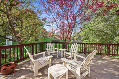 10 Lori Ct, Pittsfield, MA 01201 - Photo 40