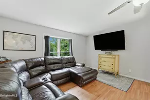 125 Middlefield Rd, Peru, MA 01235 - Photo 16