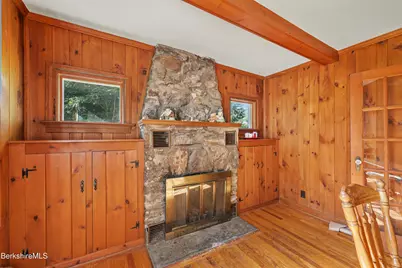 4 Gilmore Ave, Great Barrington, MA 01230 - Photo 6
