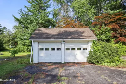 4 Gilmore Ave, Great Barrington, MA 01230 - Photo 24