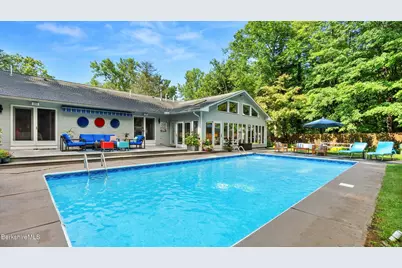 86 Pine Knoll Rd, Lenox, MA 01240 - Photo 8