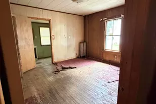 79 Dewey Ave, Pittsfield, MA 01201 - Photo 10