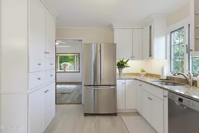 6 May St, Lenox, MA 01240 - Photo 32