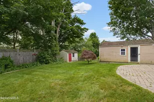 6 May St, Lenox, MA 01240 - Photo 8