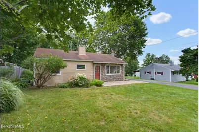 6 May St, Lenox, MA 01240 - Photo 2