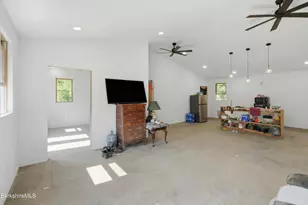 598 Main Rd, Savoy, MA 01256 - Photo 24
