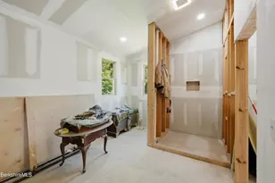 598 Main Rd, Savoy, MA 01256 - Photo 12
