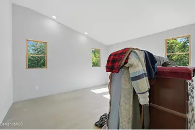 598 Main Rd, Savoy, MA 01256 - Photo 16