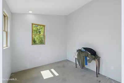 598 Main Rd, Savoy, MA 01256 - Photo 28
