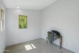 598 Main Rd, Savoy, MA 01256 - Photo 28