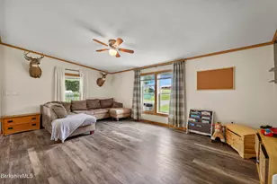 548 Loop Rd, Savoy, MA 01256 - Photo 12